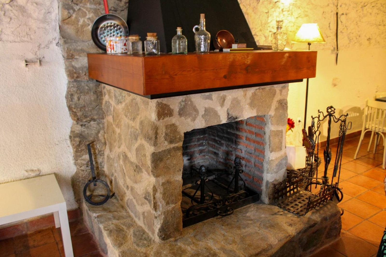 Casa Rural El Horno De La Aldegueela Torrecaballeros Extérieur photo